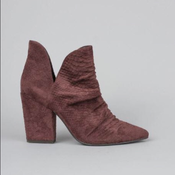 🔥CLEARANCE🔥Suede Snake Booties Wine - Picture 1 of 5